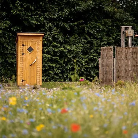 Scandinavisch Met Vuurplaats Holiday home *